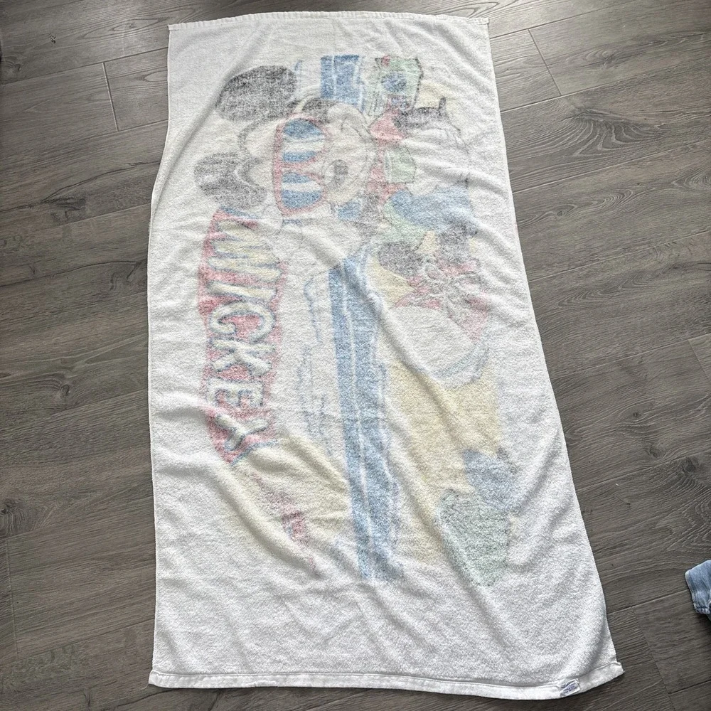 Vintage Jay Franco Walt Disney Mickey Mouse Chilling At The Beach Towel 53x27